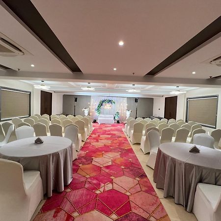 Raga - A Boutique Hotel Белгаум Экстерьер фото