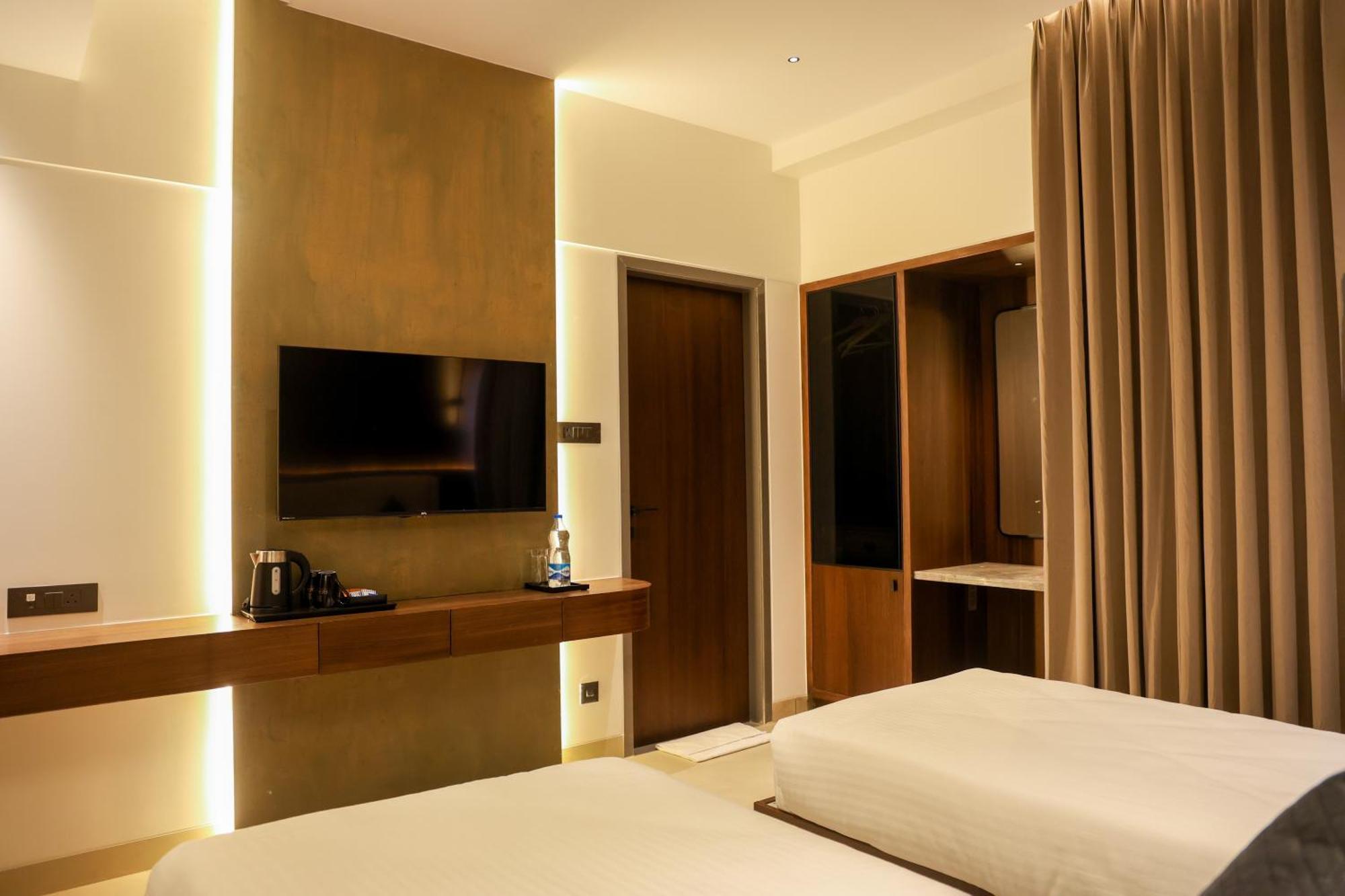 Raga - A Boutique Hotel Белгаум Экстерьер фото