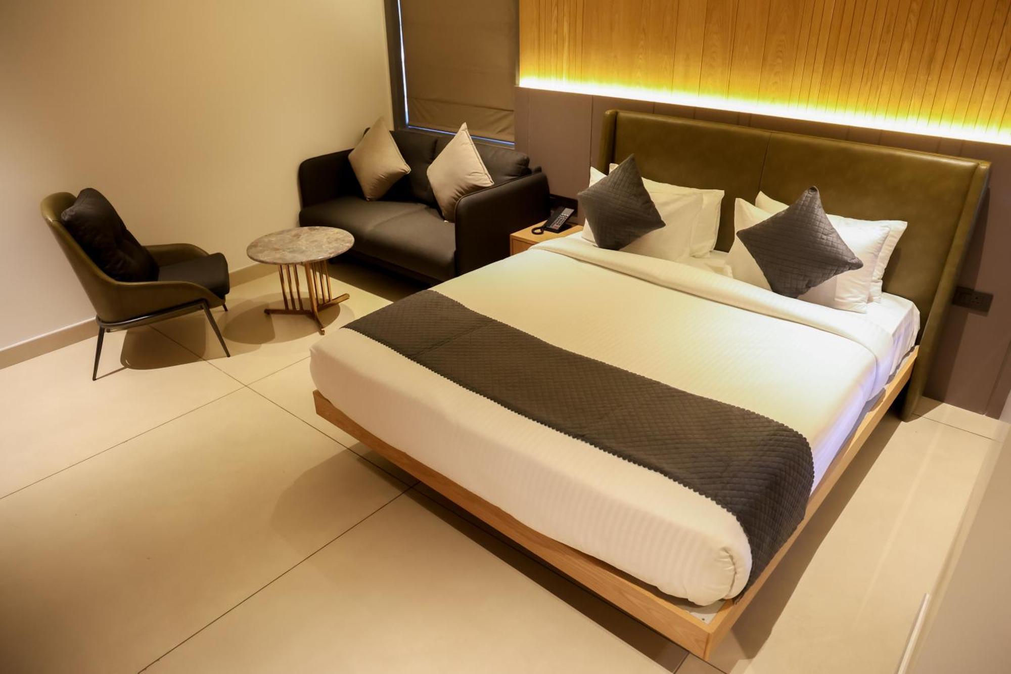 Raga - A Boutique Hotel Белгаум Экстерьер фото